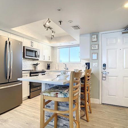 Vila Oceanfront Balcony, Pool, Bbq, Steps To Flagler Ave New Smyrna Beach Exteriér fotografie